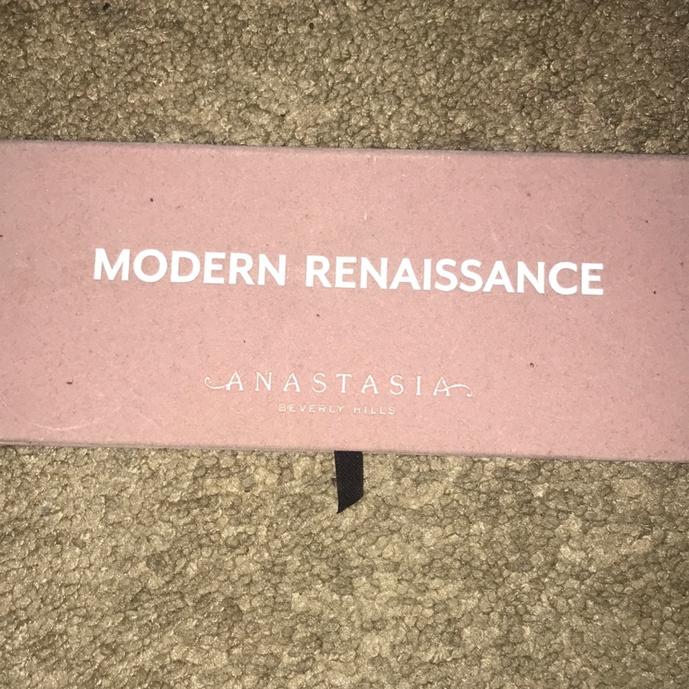 Anastasia modern renaissance pallet